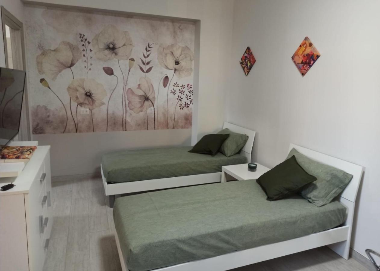 Esmada Lamezia Terme Apartment Bagian luar foto