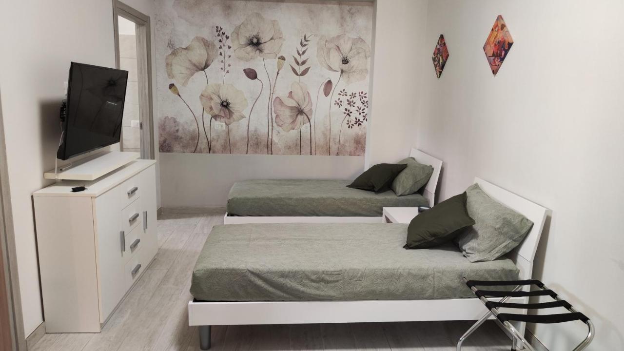 Esmada Lamezia Terme Apartment Bagian luar foto